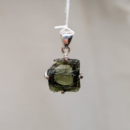 Moldavit Kettenanhänger, 925er Silber [J]