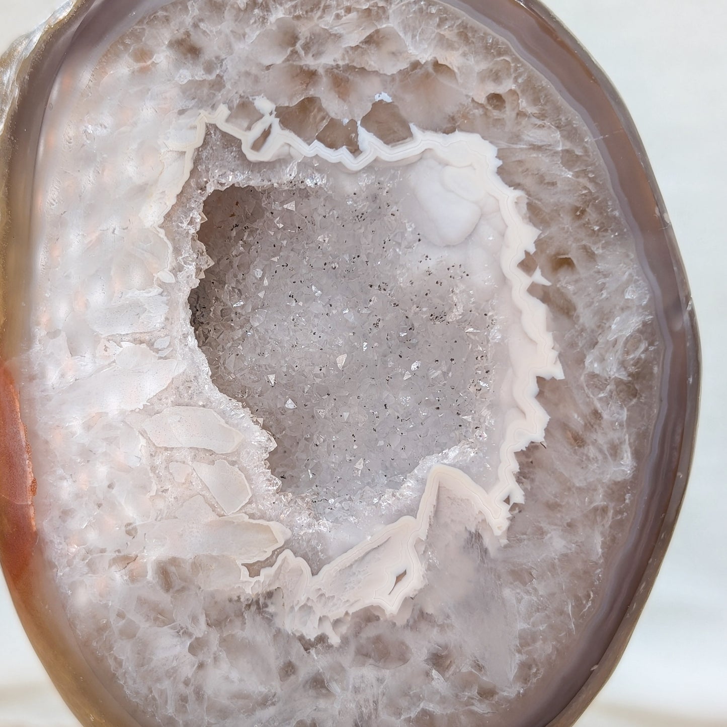 Druzy Achat Freiform auf Ständer [A]