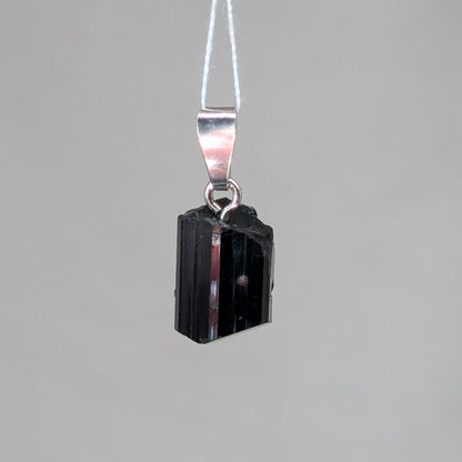 Schörl Kettenanhänger, silber [C]