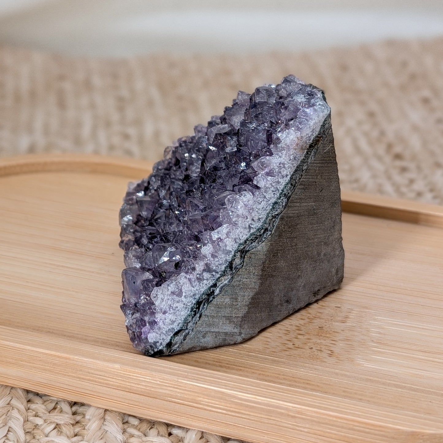 Kleines Amethyst Cluster / Cutbase [BK]