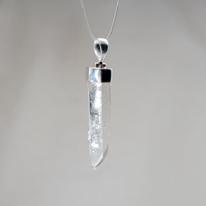 Bergkristall Kettenanhänger Spitze, 925er Silber [K]