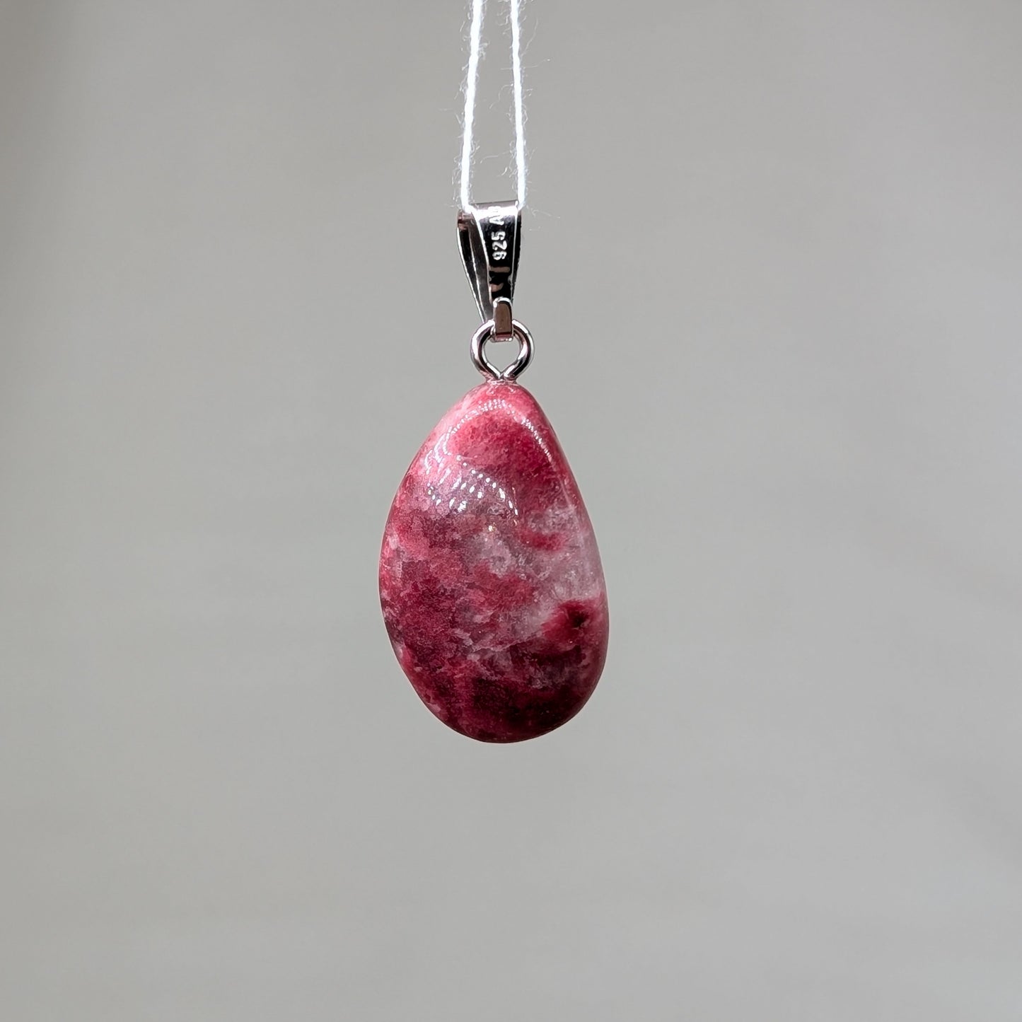 Thulit Kettenanhänger [B]