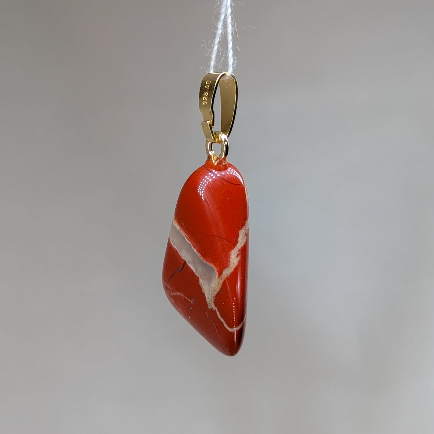 Roter Jaspis Kettenanhänger, 925er Silber vergoldet [C]