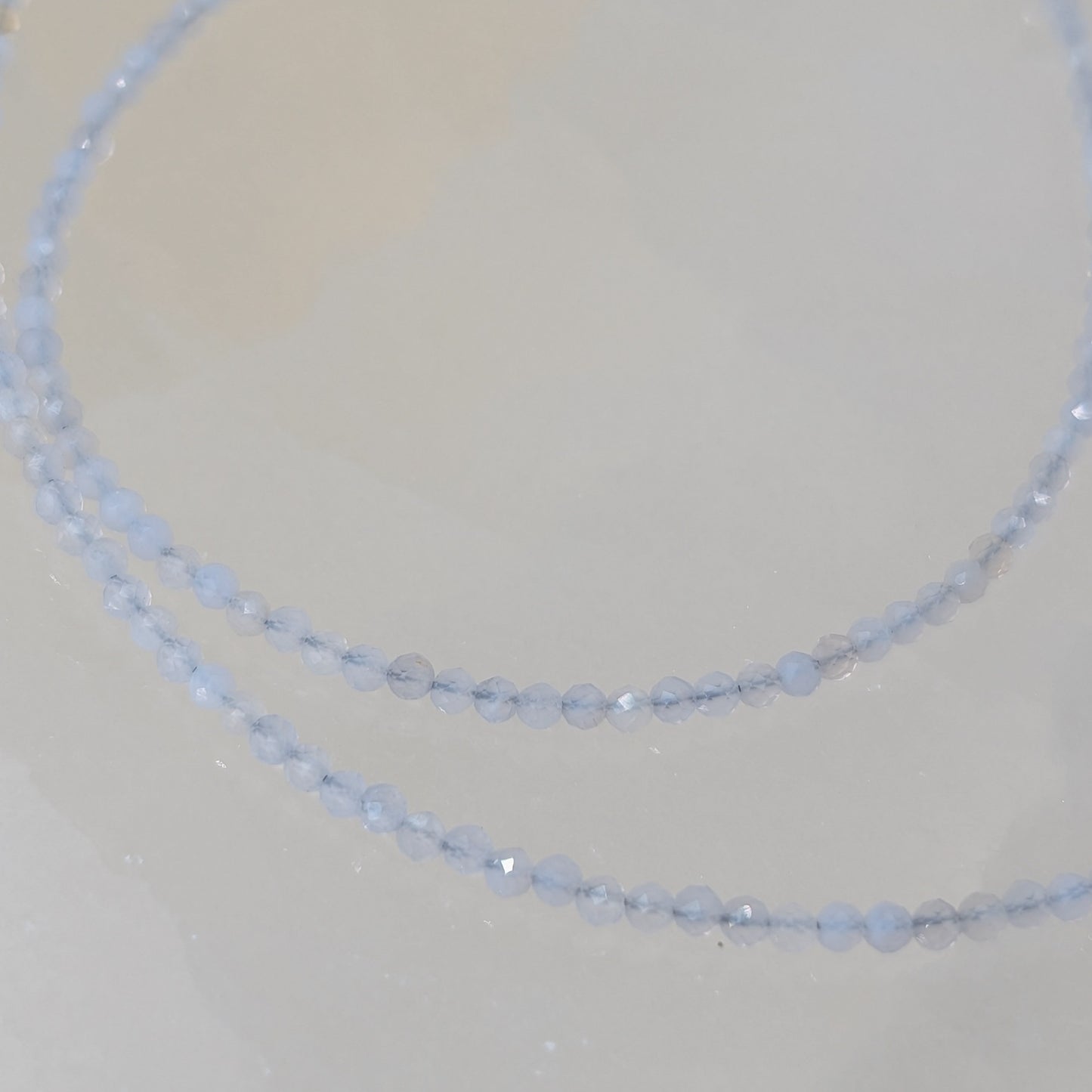 Chalcedon Halskette facettiert 2 mm