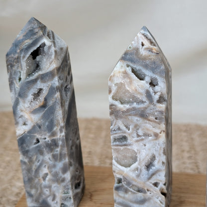 Druzy Quarz Turm [A-C]
