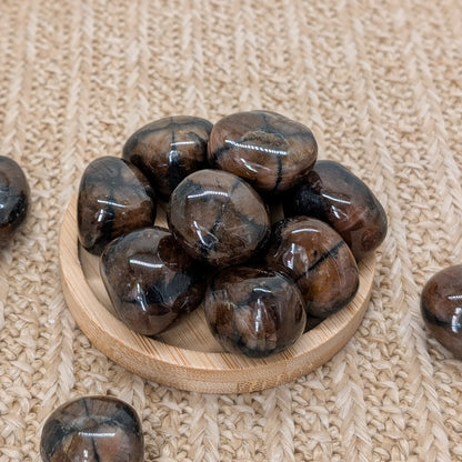 HQ Chiastolith Trommelstein