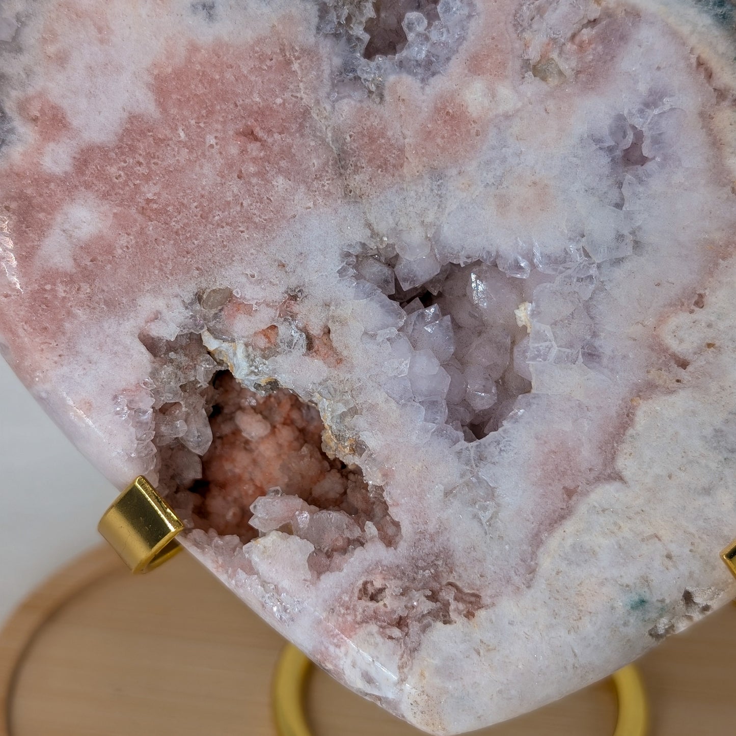 Großes Pink Amethyst Herz auf Ständer [PF]