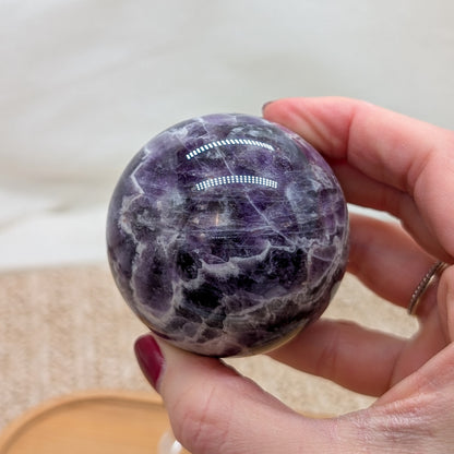 Chevron Amethyst Kugel [CC]