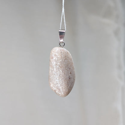 Weißer Aventurin Kettenanhänger, 925er Silber [C]