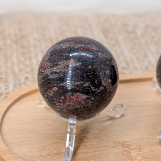 Hämatit und roter Jaspis Kugel [A+B]