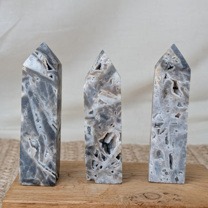 Druzy Quarz Turm [A-C]