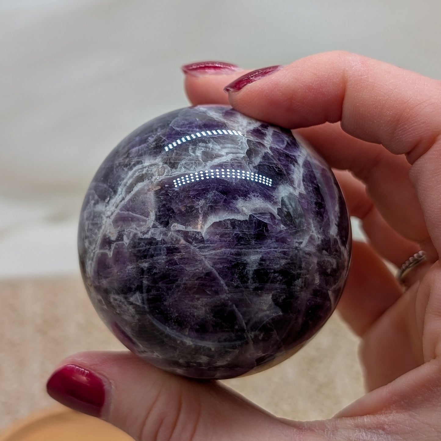 Chevron Amethyst Kugel [CC]