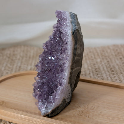 Helles Amethyst Cluster / Cutbase [BT]