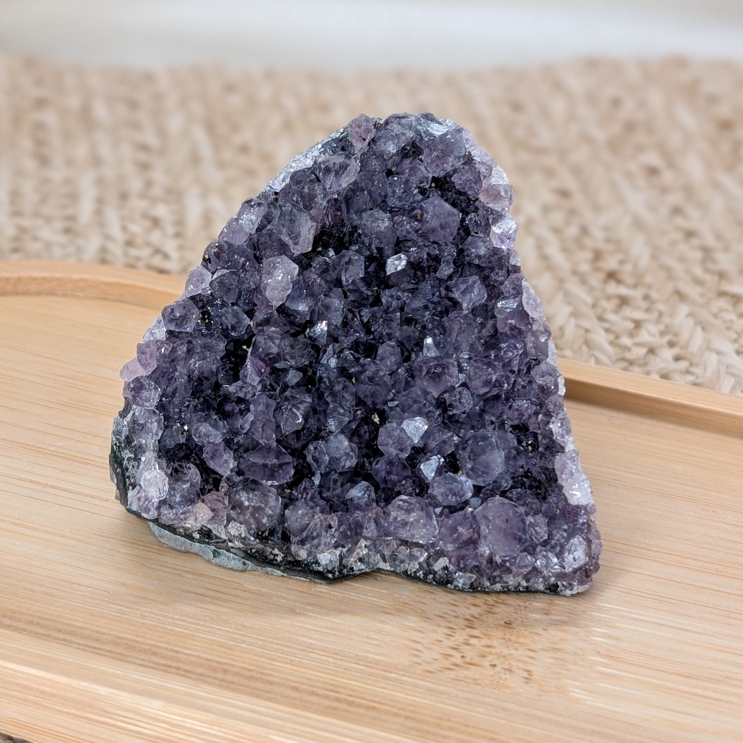 Kleines Amethyst Cluster / Cutbase [BK]