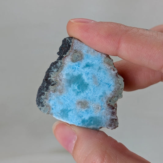 Larimar Anschliff / Rohstein [BM]