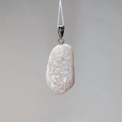 Weißer Aventurin Kettenanhänger, 925er Silber [C]