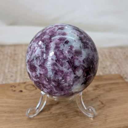 Lepidolith Kugel mit Mica [TT]